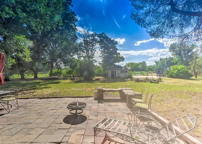 Patio & Yard: Dtwn Home! * Cottonwood